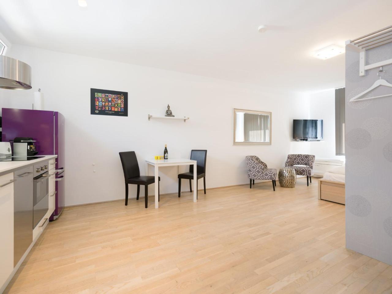 Christian Apartments Oper - Contactless Check In Vienna Exterior photo